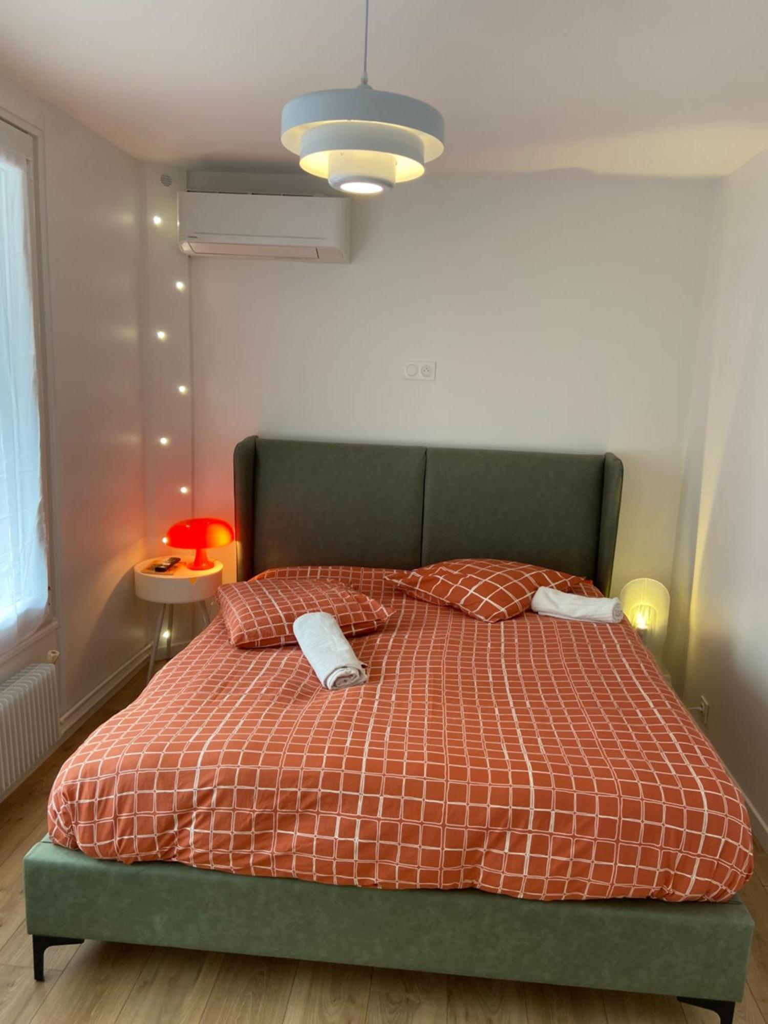 Orange & Art Apartment Clermont-Ferrand Ngoại thất bức ảnh